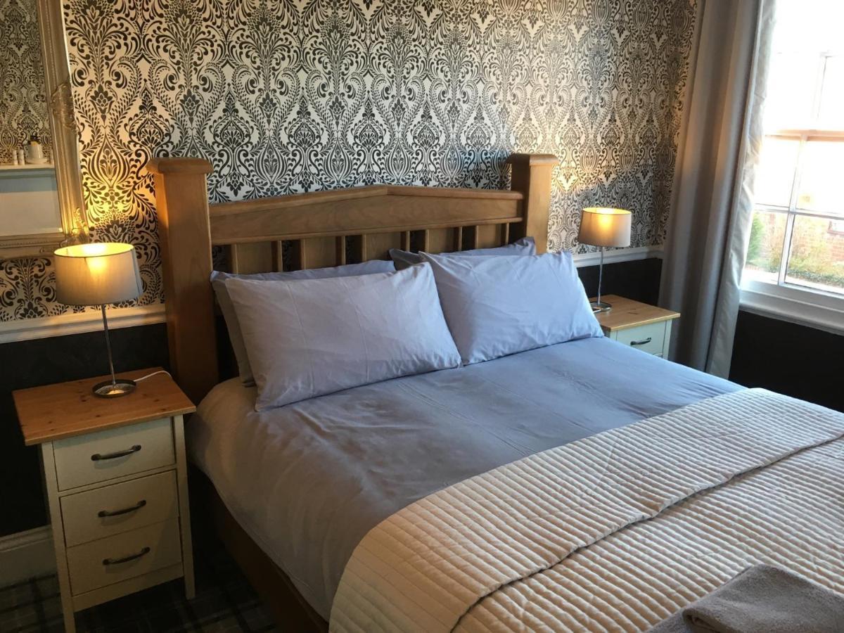 The White Hart Pub And Rooms Cranleigh Luaran gambar