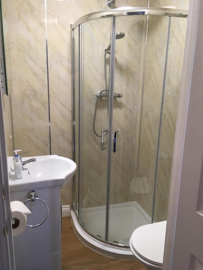 The White Hart Pub And Rooms Cranleigh Luaran gambar