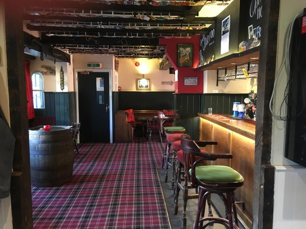 The White Hart Pub And Rooms Cranleigh Luaran gambar
