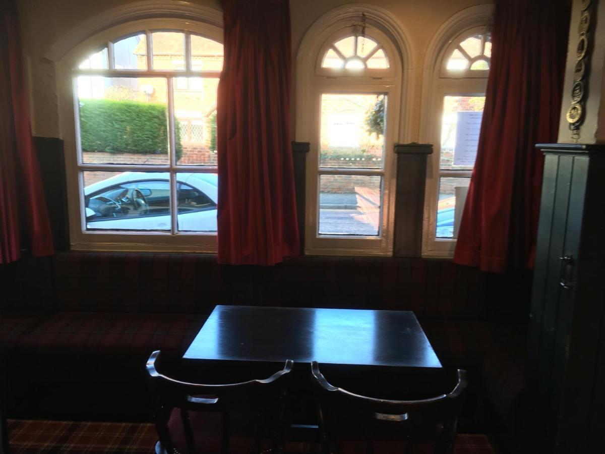 The White Hart Pub And Rooms Cranleigh Luaran gambar