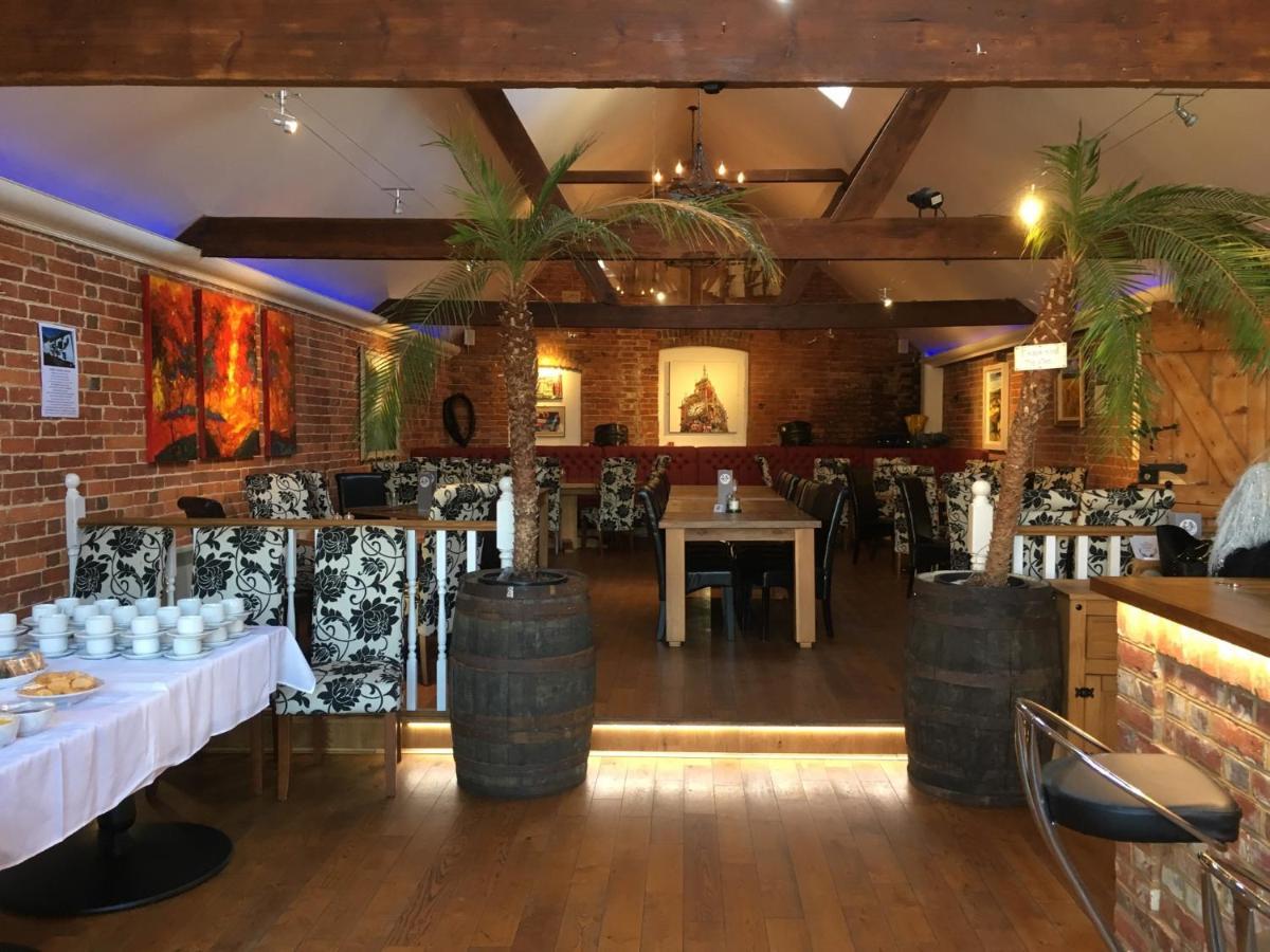 The White Hart Pub And Rooms Cranleigh Luaran gambar
