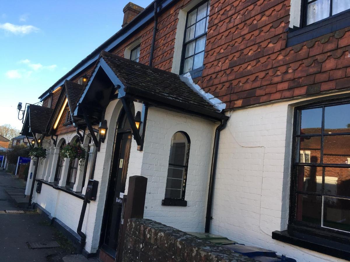 The White Hart Pub And Rooms Cranleigh Luaran gambar
